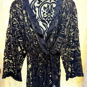 Solemio Black gold paisley kimono cardigan robe s/m